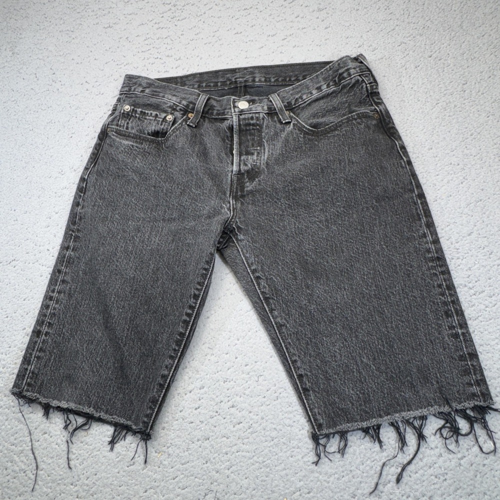 Levis 501 T Shorts Womens 30 Black Cut Off Denim Tapered Jorts Faded Raw Hem